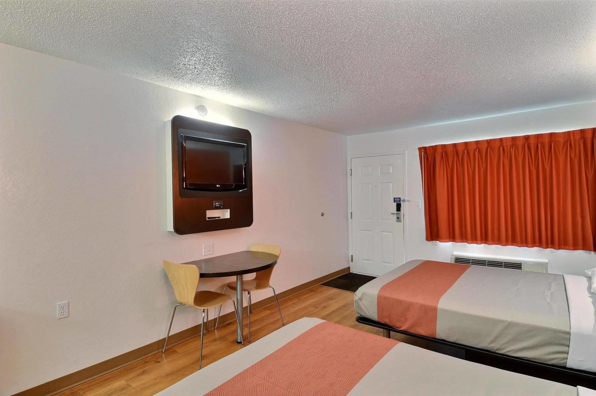 Motel 6-Tewksbury, Ma - Boston Eksteriør billede