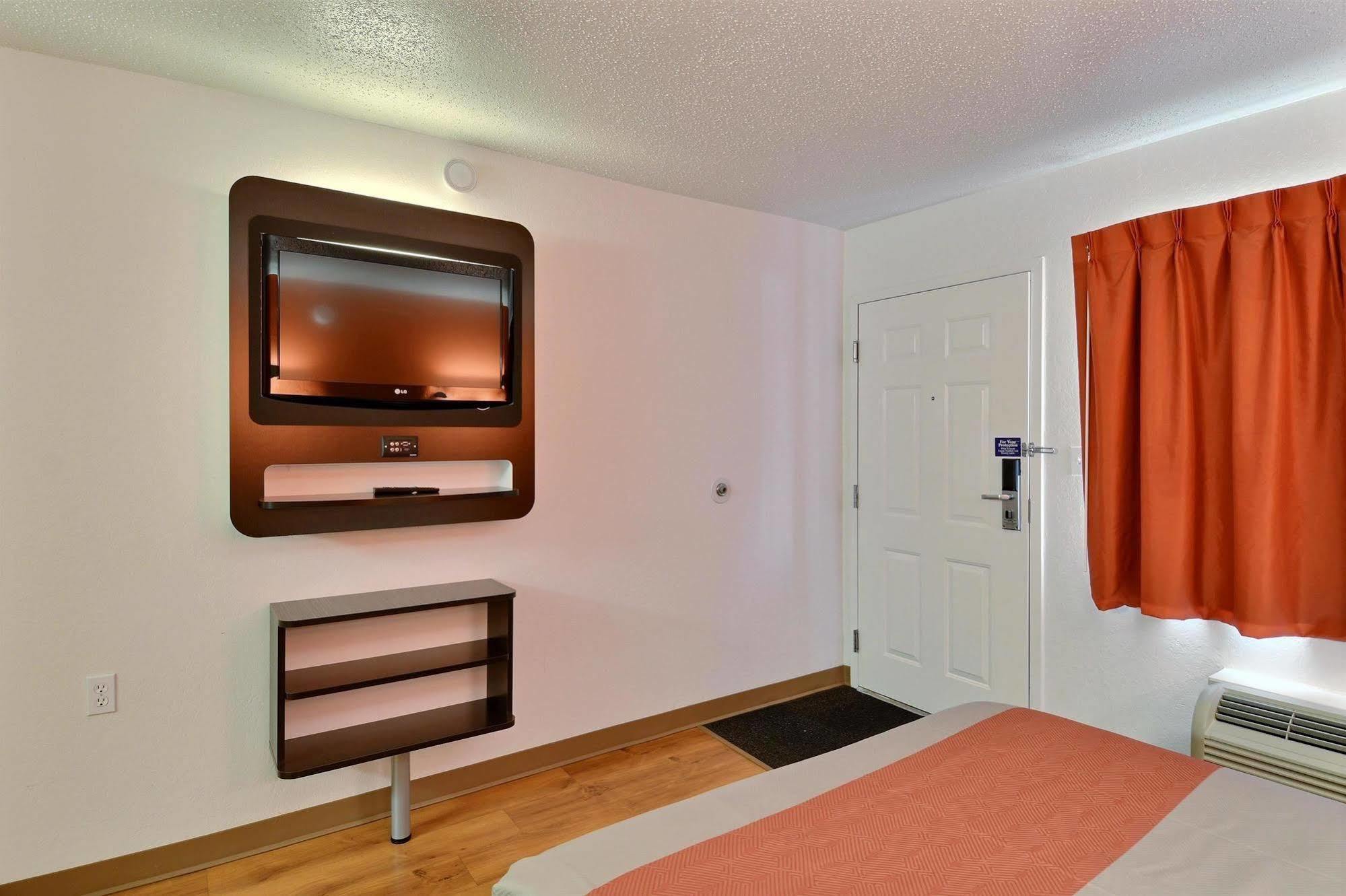 Motel 6-Tewksbury, Ma - Boston Eksteriør billede